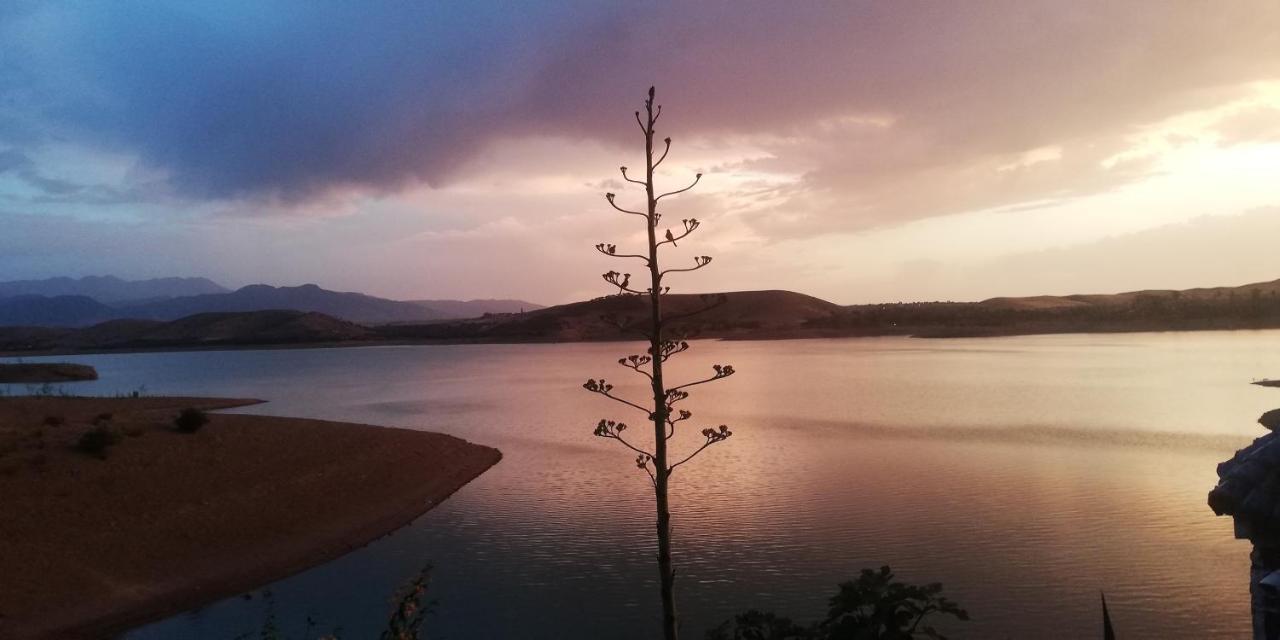 Rive Du Lac Лала Такеркуст Екстериор снимка