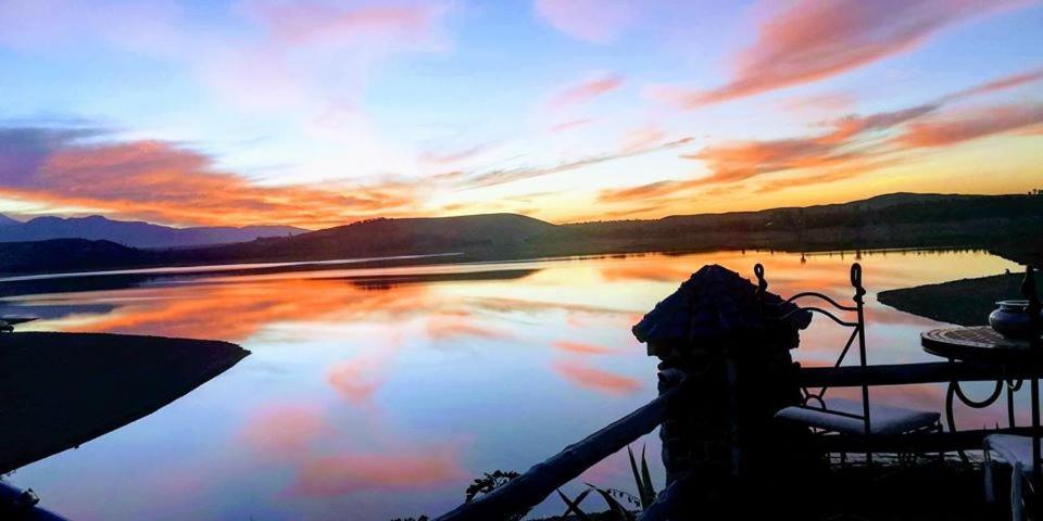 Rive Du Lac Лала Такеркуст Екстериор снимка